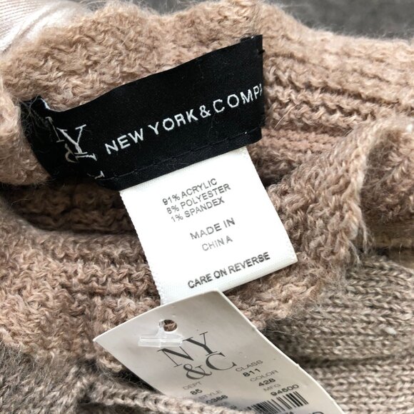 NWT New York & Company Winter Scarf / Gloves Gift Set. Knit Ruffle Light Brown - Picture 4 of 5